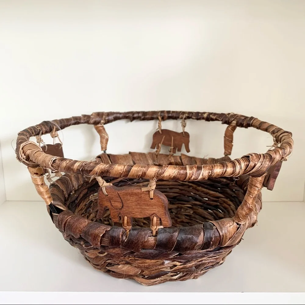 Large elephant basket